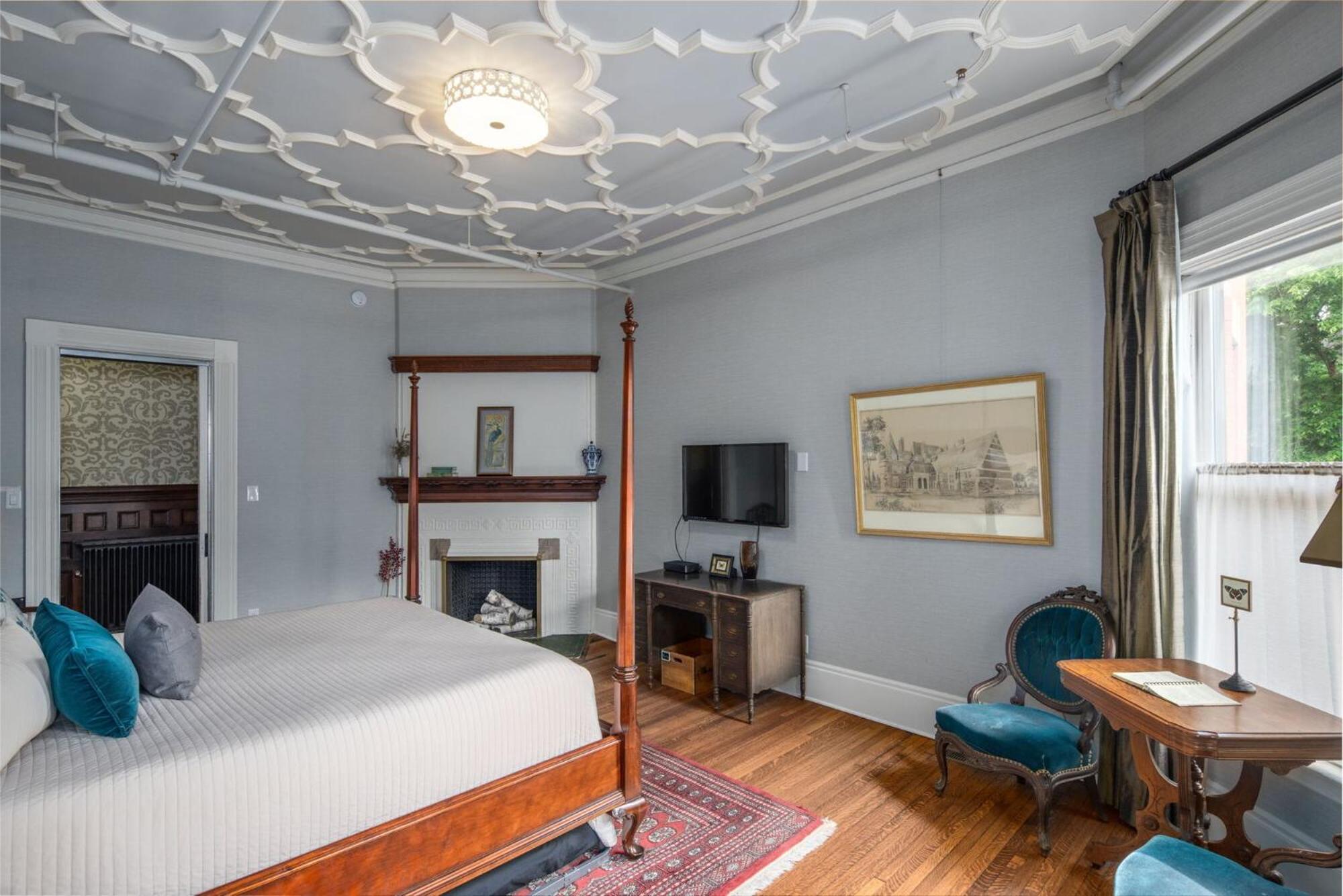 The New Victorian Mansion Bed & Breakfast Сейнт Пол Екстериор снимка