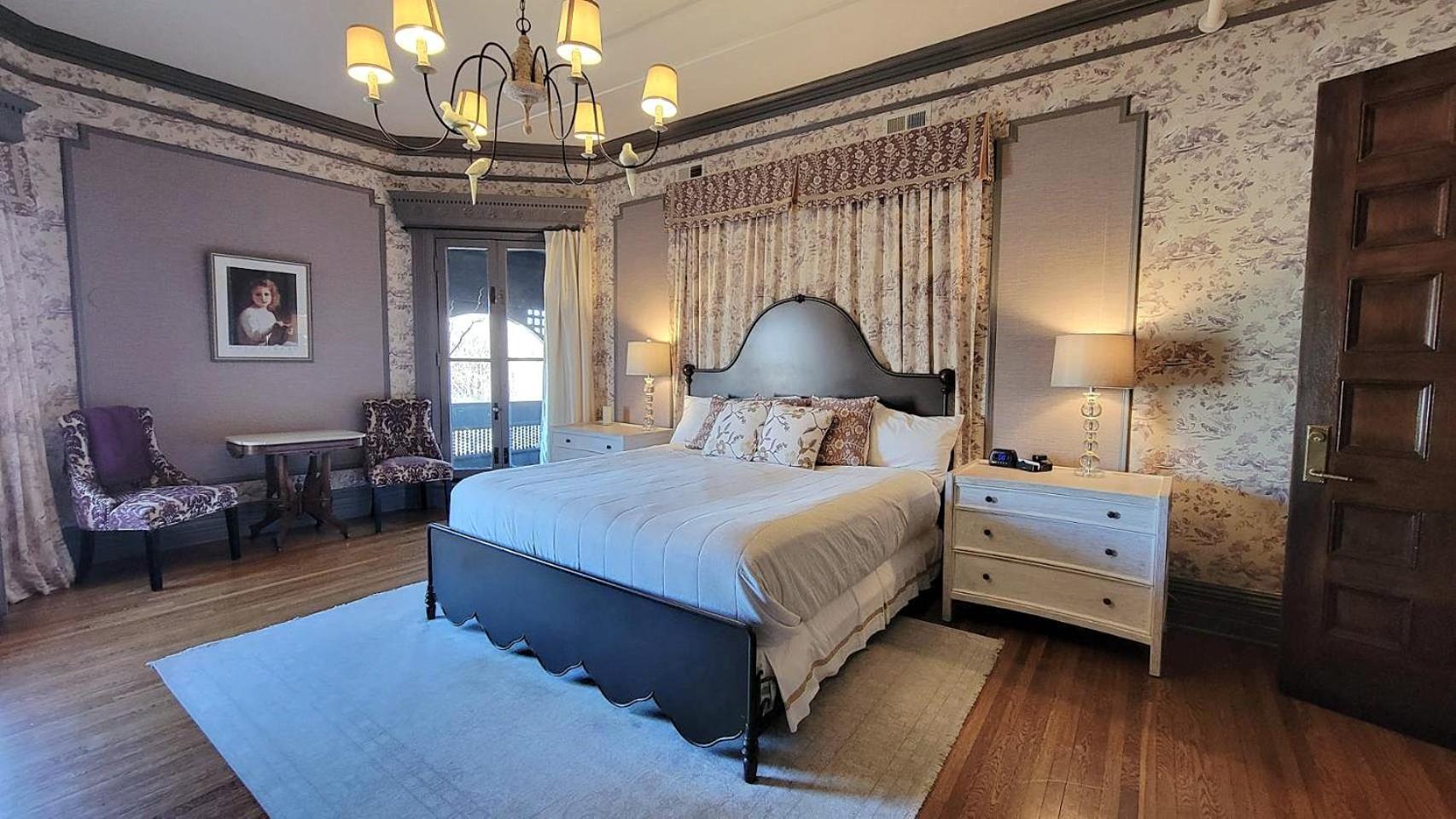 The New Victorian Mansion Bed & Breakfast Сейнт Пол Екстериор снимка